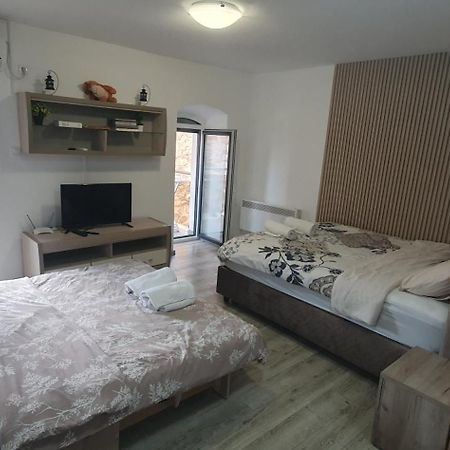 Вилла House By The Sea Тиват Экстерьер фото
